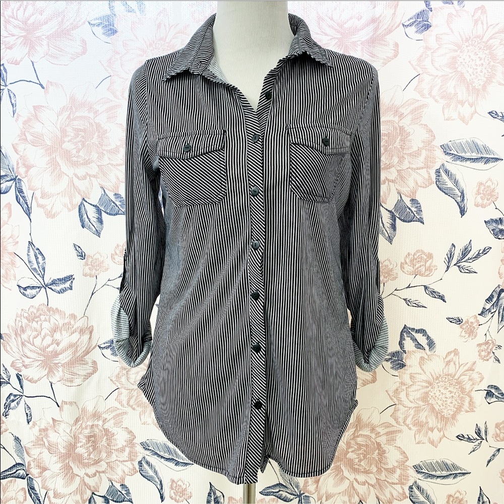 Mind Code |Striped Quarter Sleeve Button Down Top